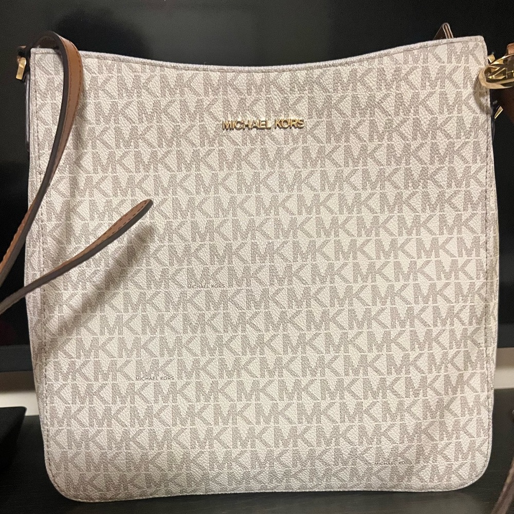 Michael Kors crossbody bag